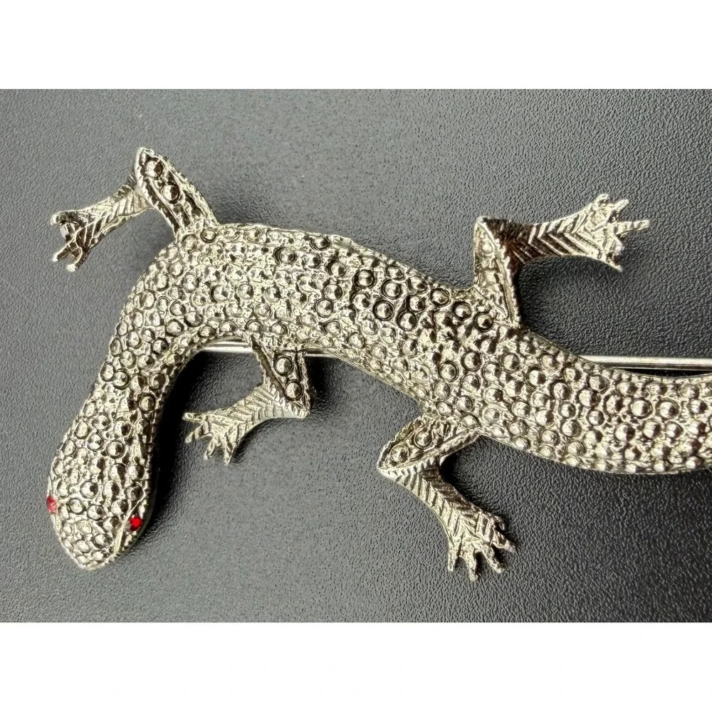Lizard Gecko Brooch Silver‎ Tone Marcasite Style Red Eyes Reptile Vintage READ